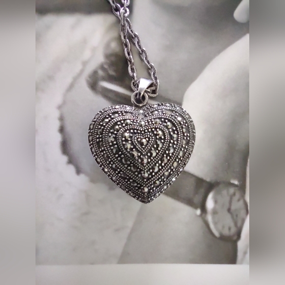 Sterling Silver Marcasite Heart Pendant - Picture 5 of 8